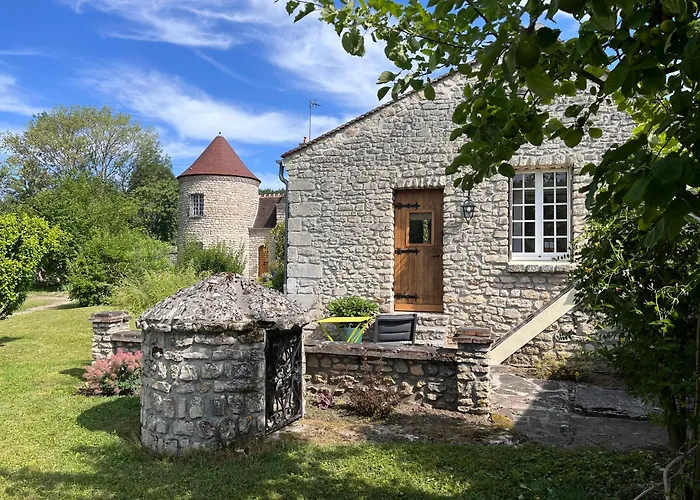 Petite Maison Independante 3* Bury (Oise)